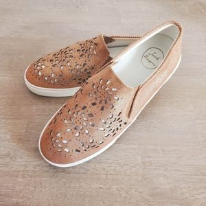 Jack Rogers Rose Gold Glitter Cut Out Slip…